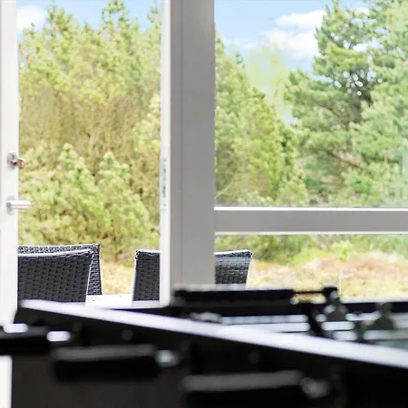 0330-romo-praestekraven-3 Mølby