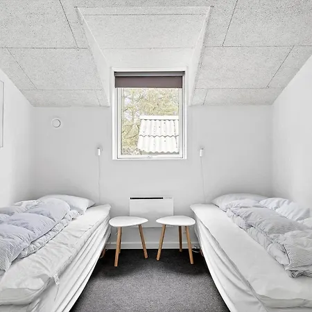 Semesterbostad 0330-romo-praestekraven-3