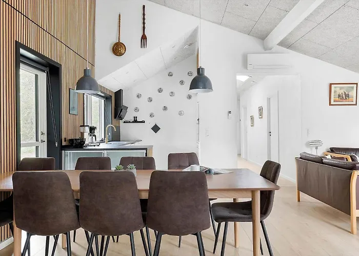 0330-romo-praestekraven-3 * Mølby