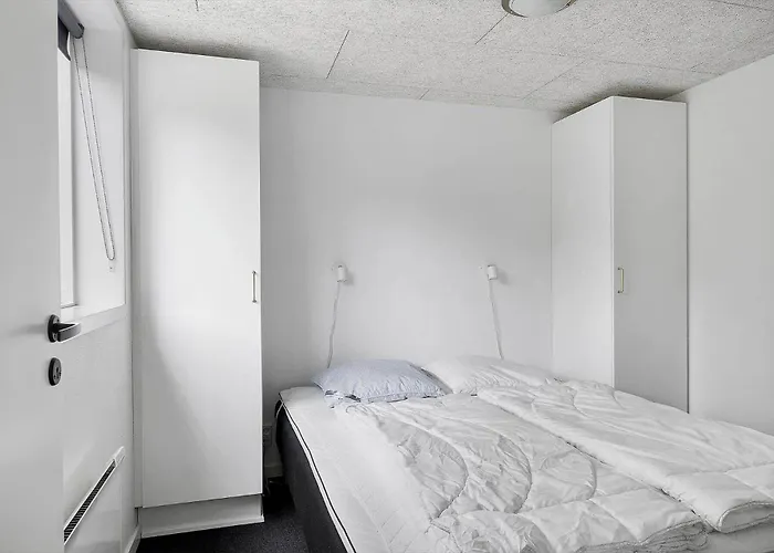 0330-romo-praestekraven-3 * Mølby